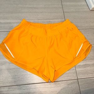 Hotty Hot Low-Rise Lined Short 2.5”